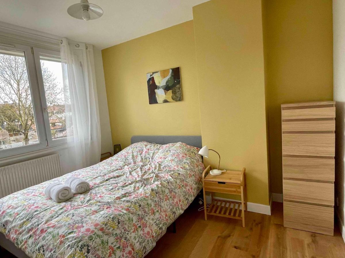 La Chambre Jaune Maison Avec Grande Terrasse Et Garage Prive Villa Lila Exterior foto